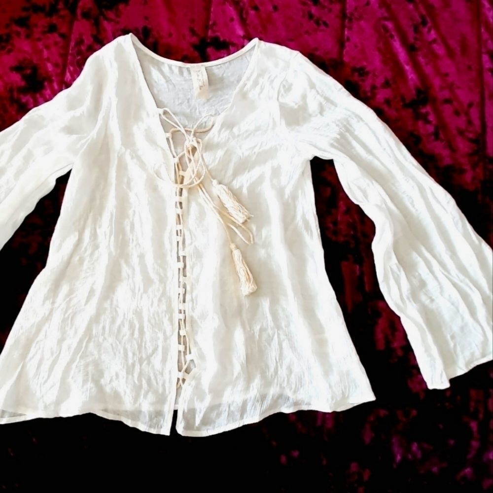 Noa Elle sz XS swimsuit cover up flowy white top